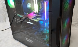 Игровая сборка: видеокарта Gigabyte RTX-3060, материнская плата Asus ROG STRIX B360H-Gaming, ОЗУ 32 гб.